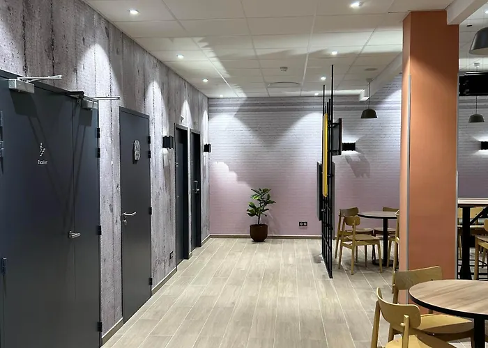 B&B Hotel Cergy Saint-Christophe Gare