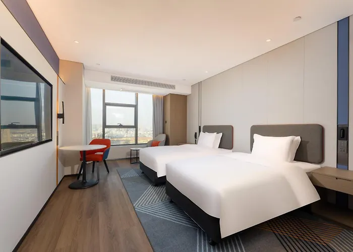 Holiday Inn Express Heze City Center, An Ihg Hotel