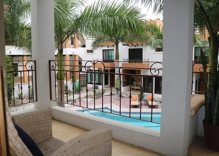 Villa Bugambilias