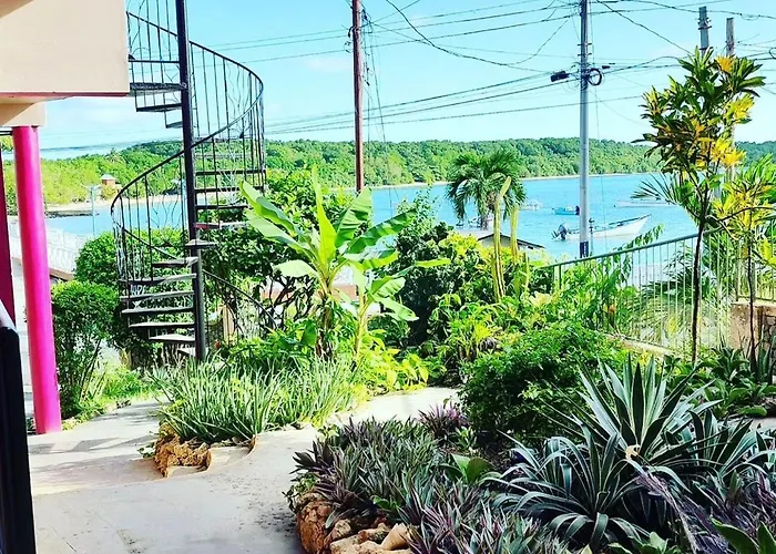 The Seaside Garden Guesthouse