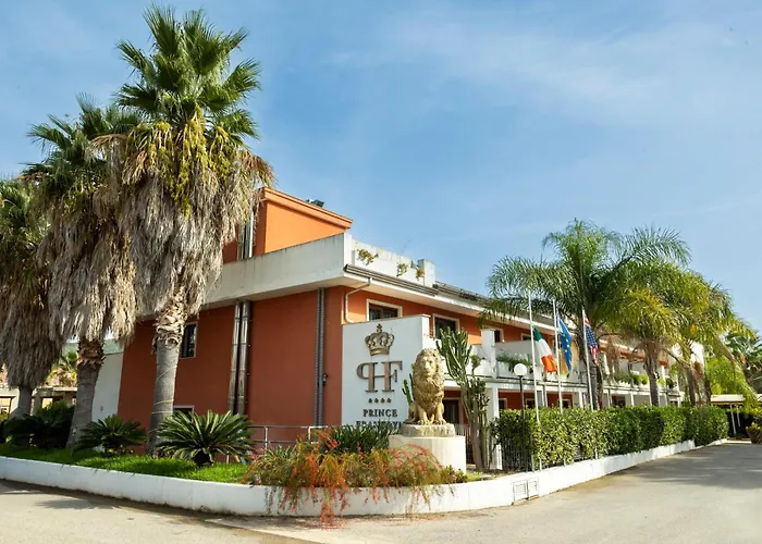 Prince Franklyn Hotel