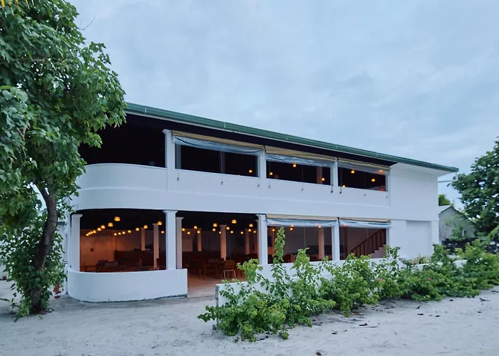 Akomadoo Retreat