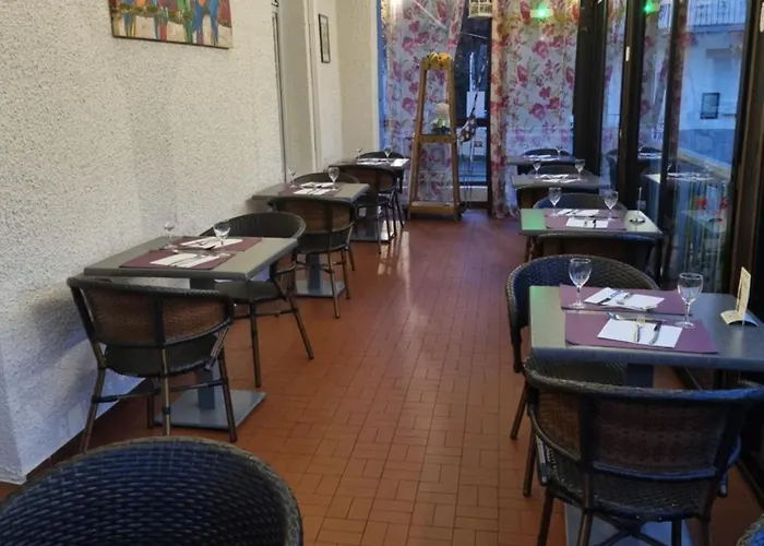 Logis Hotel Restaurant Les Carillons