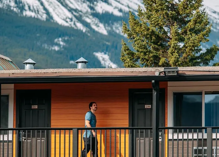 Mount Robson Inn