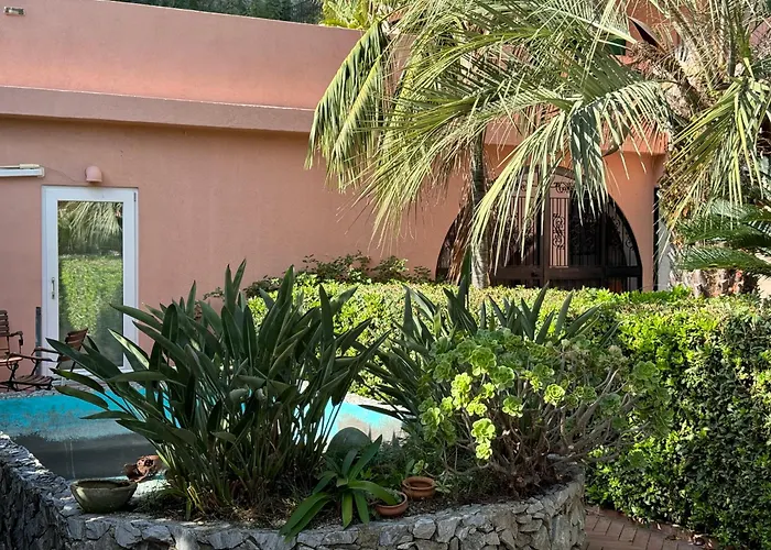 Villa Grande Mesina
