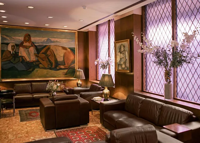 Hotel Holt - The Art Hotel