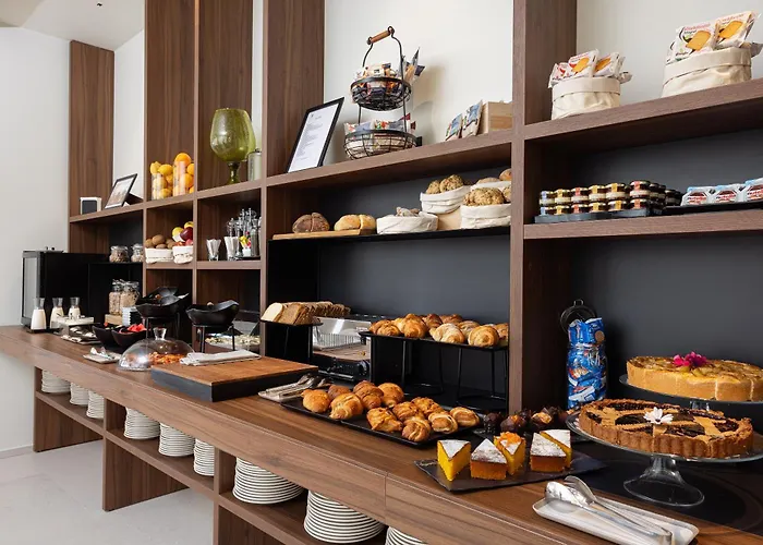 B21 Lifestyle Hotel
