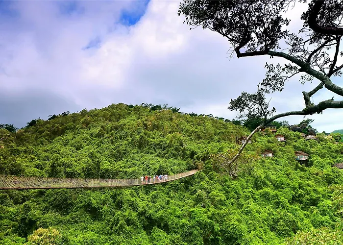 Yalong Bay Earthly Paradise Birds Nest Resort （Mountain Villas)