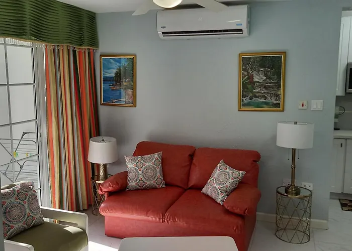 Marchabell By The Sea E22