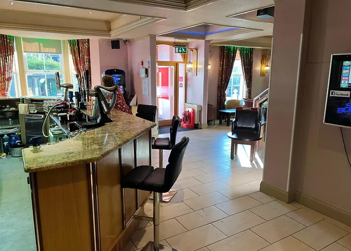 Southport Metro Hotel