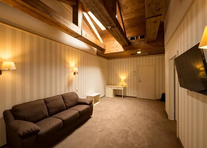 Premier Geneva Hotel