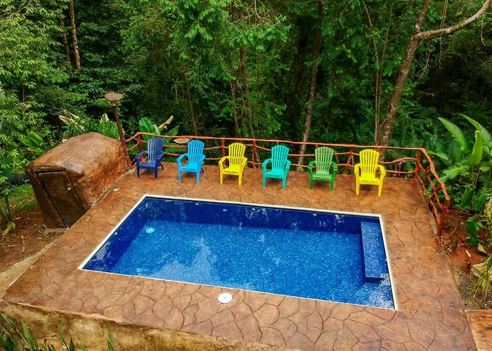 Hidden Paradise Lodge