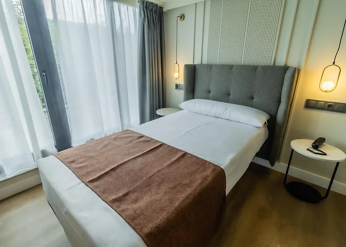 Hotel Corona De Padron