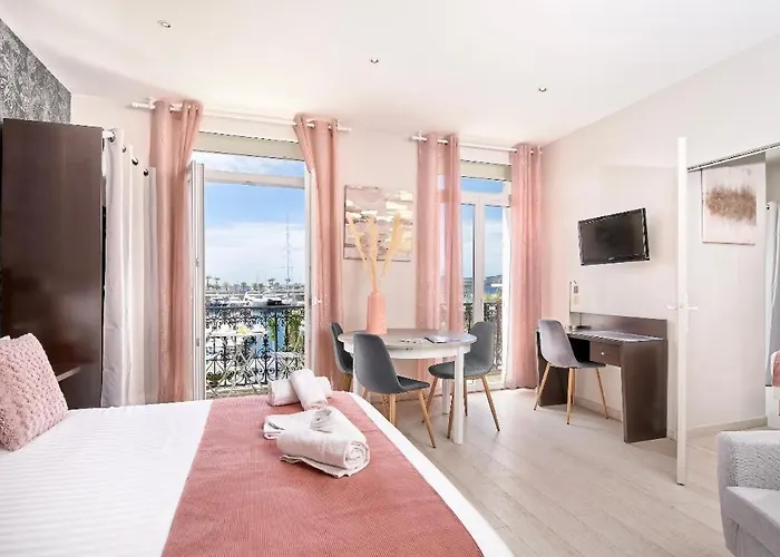 Hotel du Vieux Port