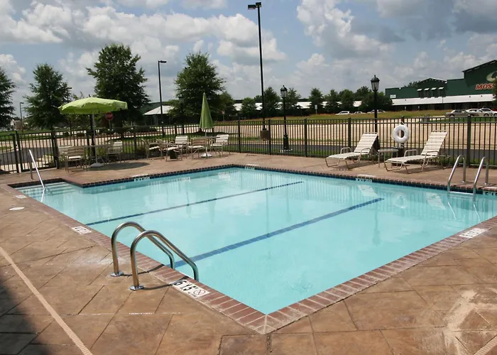 Hampton Inn & Suites West Point