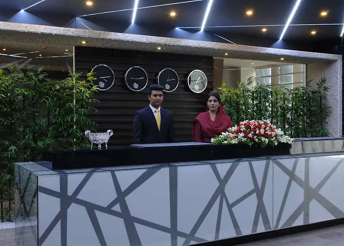 West Inn Hotel Faisalabad