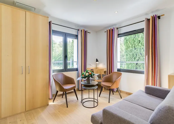 La Cachette