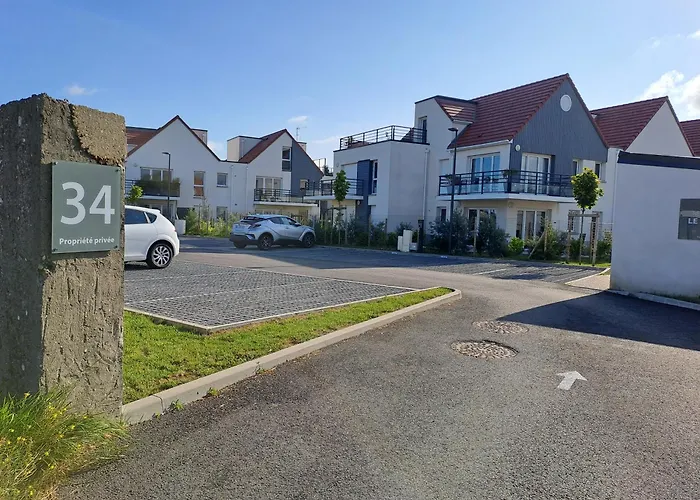 Studio Cosy neuf près de la mer,Balcon et Parking gratuit