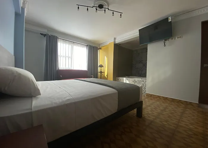 Izza Hotel