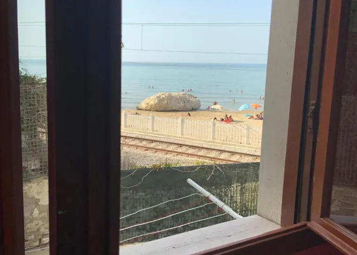 La Scogliera Bed & Breakfast
