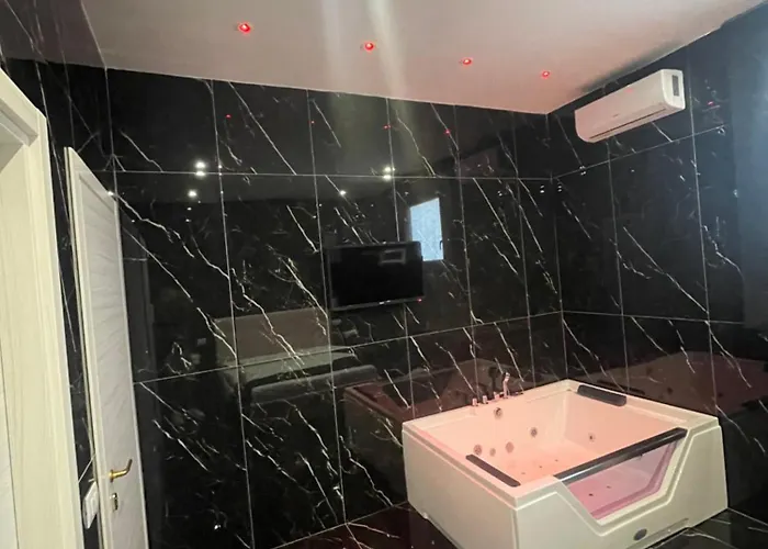 Life Hotel