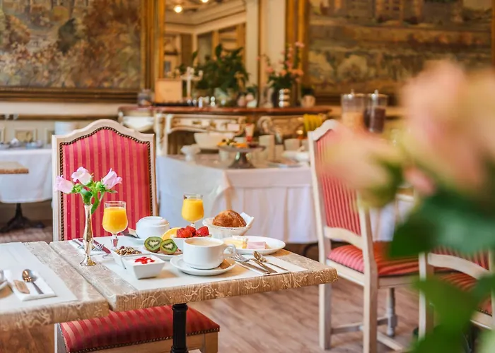 Hôtel De France Et De Guise