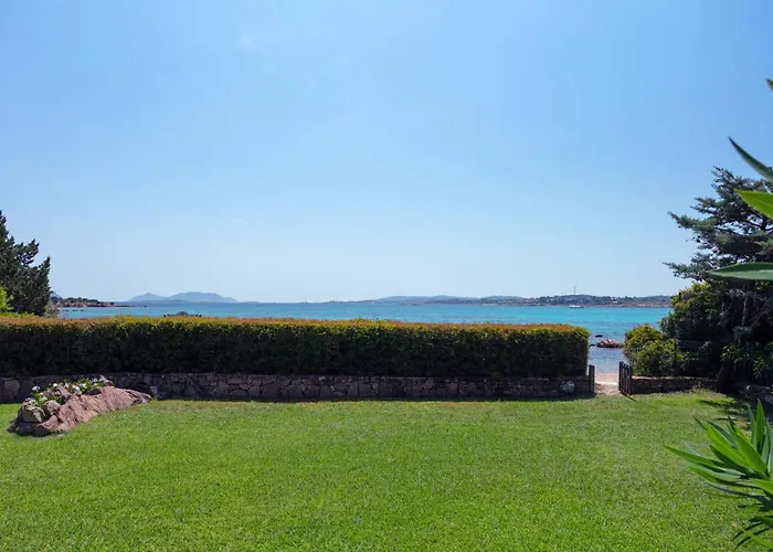 Baia Dorata Beach Apartments