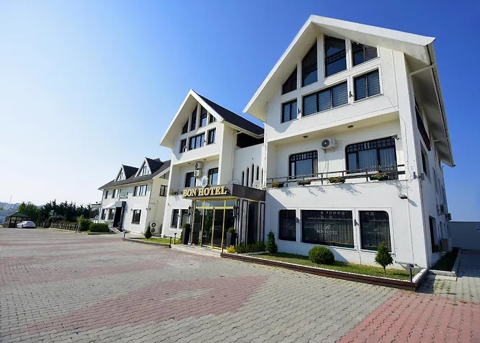Hotel Bon Garden City