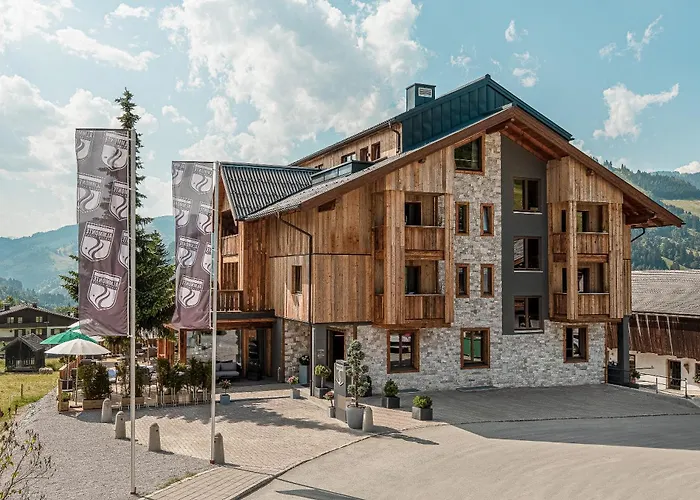 Almmonte Sensum Suites - Funky Living Hotel
