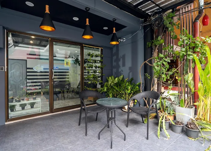 Black Pantera Hostel