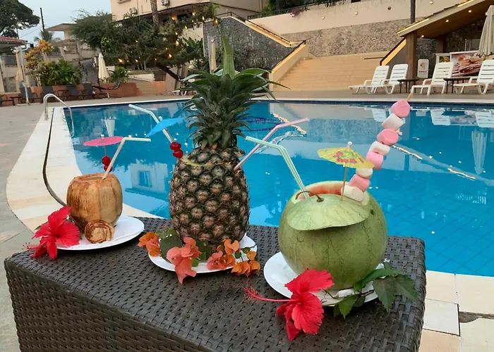 The Country Lodge Hotel
