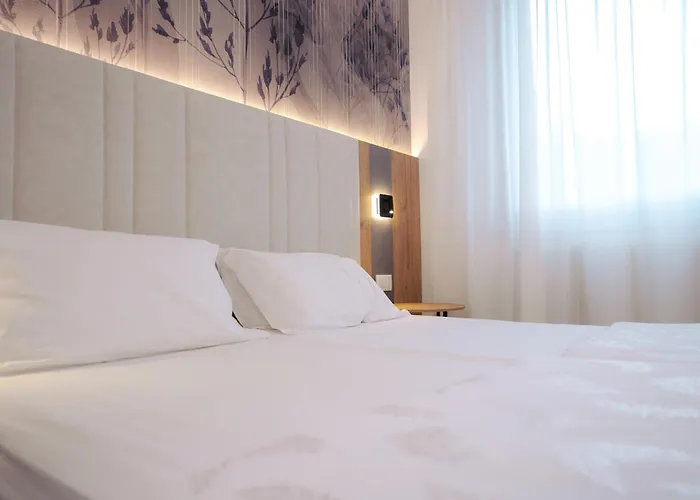 Hotel Everest