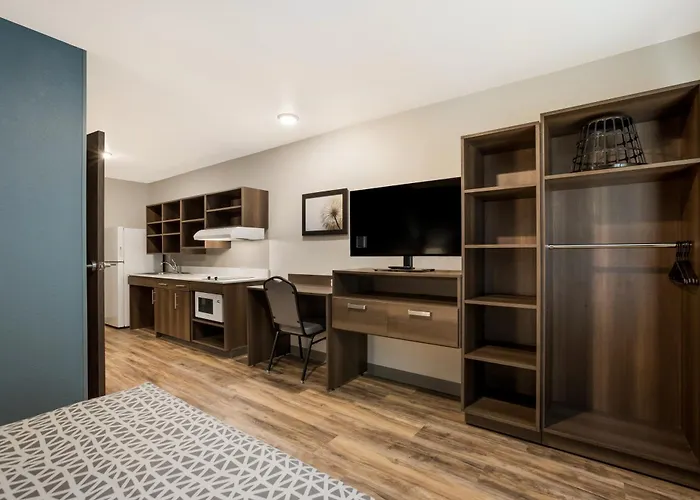 Woodspring Suites Corona