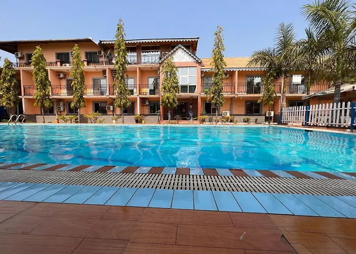 Royal Hotel