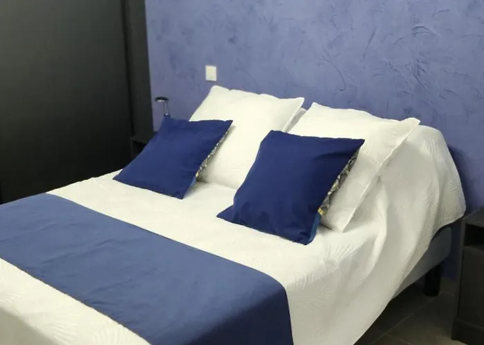 Location Bastia, U Fiumicellu. Vue Mer. Jacuzzi, Barbecue,... Pour 2 personnes