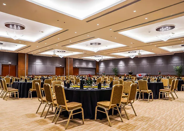 Summit Hotel Naga