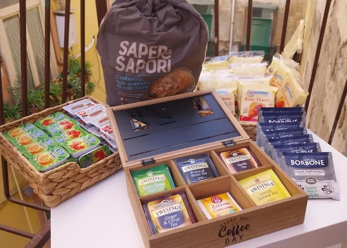 Quartieri Spagnoli Rooms Naples