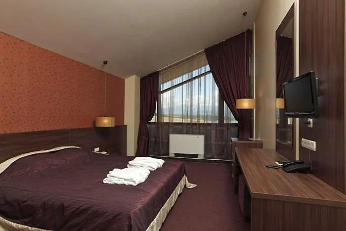 Family Hotel - Restaurant Ring