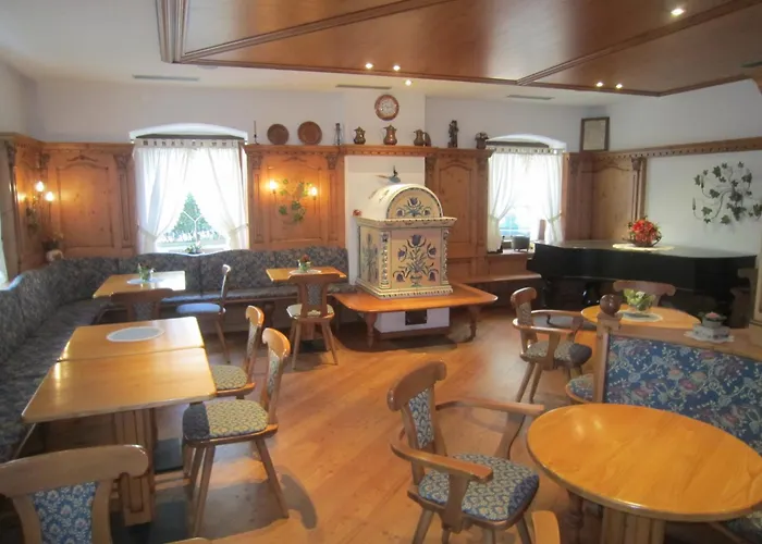 Hotel Alpina