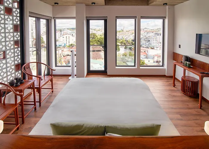 Pi Boutique Hotel