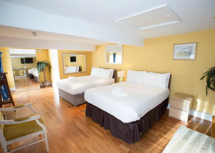 The Peacock Townhouse Hotel Kenilworth - Warwick