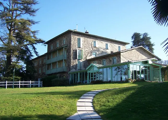 Logis Hotels- Hotel Et Restaurant Domaine De Fompeyre
