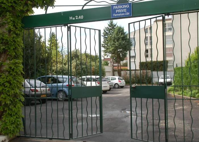 Hotel De L'Avenue
