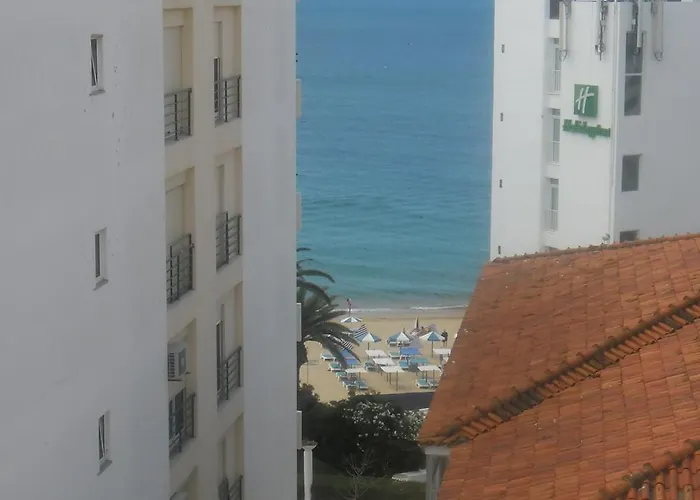 Apartamentos Turisticos Lindomar