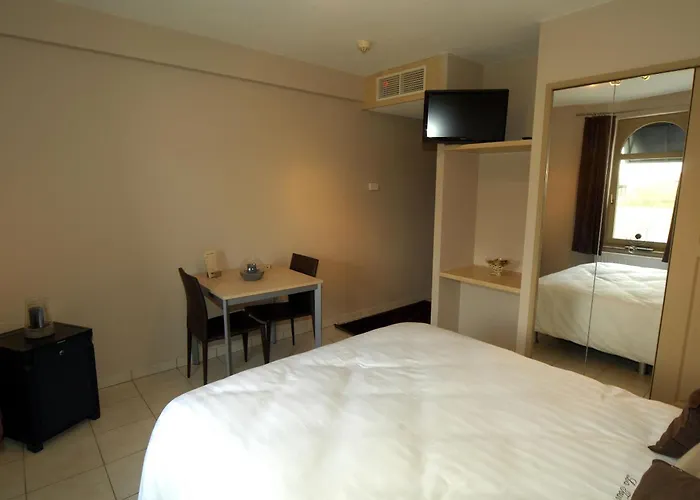 Hotel Le Saint Loup