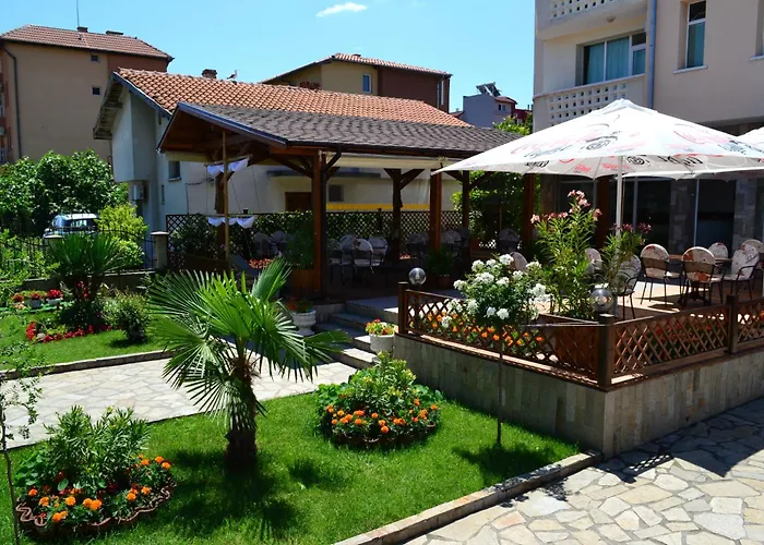 Saint George Family Hotel