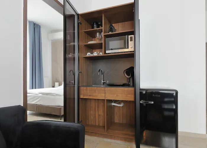 Devin Art Hotel