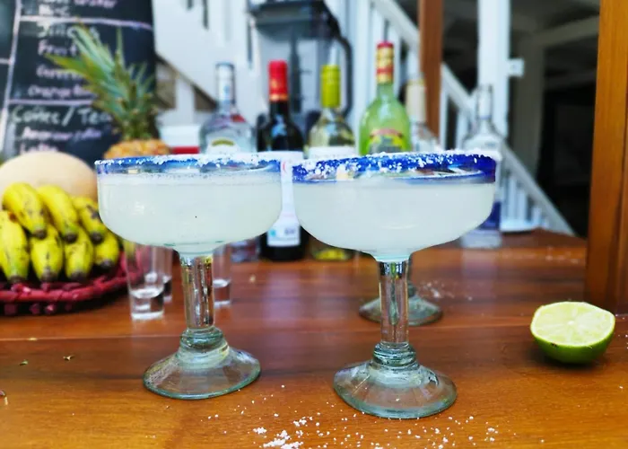 Looking Good Surf House San Juan del Sur