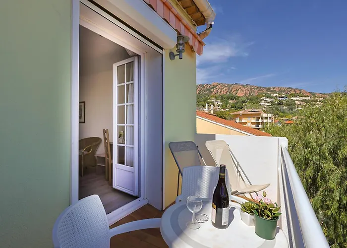 Logis Hotel L'Esterella