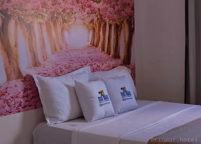 Hotel E Restaurante Rio Mar